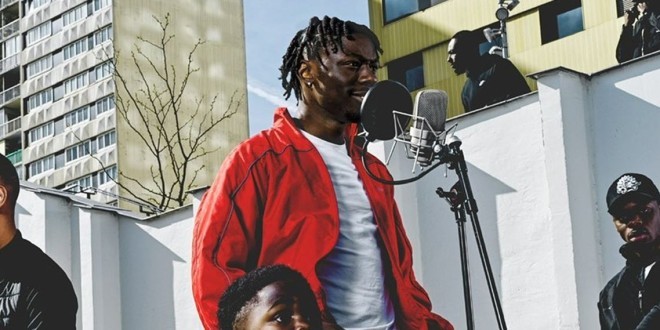 Tiakola décroche le premier disque de platine de sa carrière avec \'\'Mélo\'\'