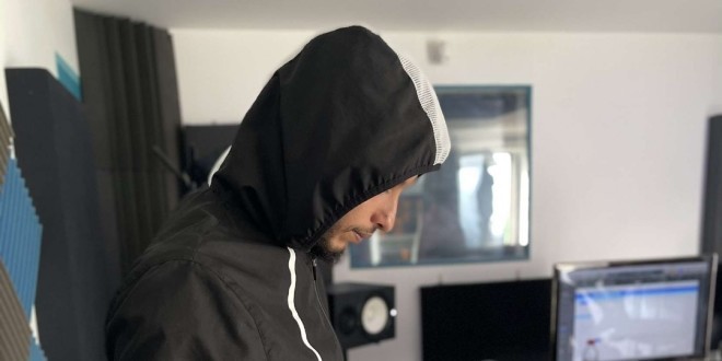 Wass D balance son puissant nouveau titre \'\'4h debout\'\' (Clip Officiel)