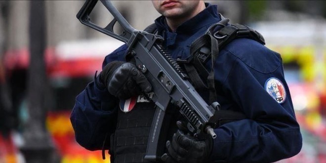Nuit de violences à Beauvais après le décès d’un jeune qui fuyait la police (Vidéo)  