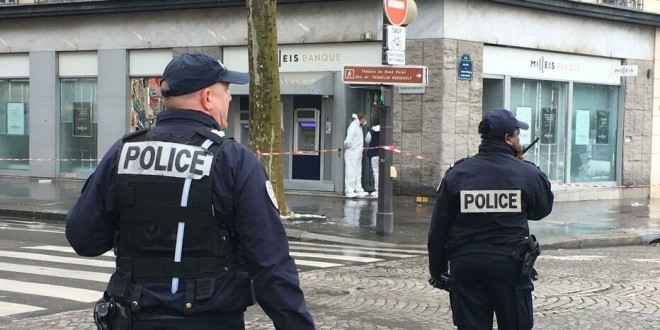 Des braqueurs dévalisent une banque dans le Val-de-Marne  avec une technique ingénieuse 