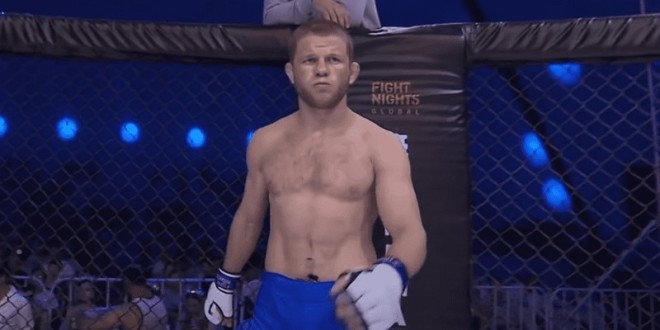Un combattant russe de MMA décède en avalant une pastèque 