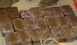 La police effectue une saisie de 300 kg de cannabis et interpelle 4 trafiquants La police effectue une saisie de 300 kg de cannabis et interpelle 4 trafiquants