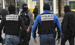 2 jeunes hommes abattus à la kalachnikov en pleine rue à Avignon 