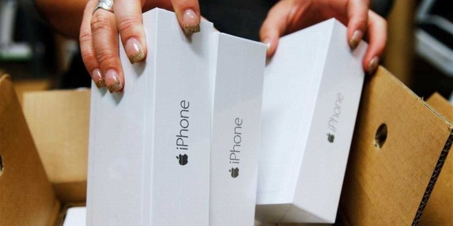 Un homme achète 300 IPhones 13 et se fait dépouiller à la sortie de l’Apple Store 