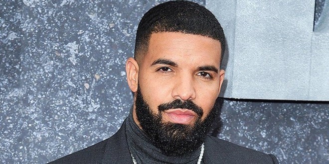 D\'anciens textes de Drake mis en vente à un prix exorbitant !