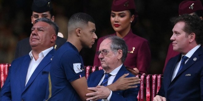 Kylian Mbappé recadre Le Graët :\'\'On manque pas de respect à la légende comme ça\'\'