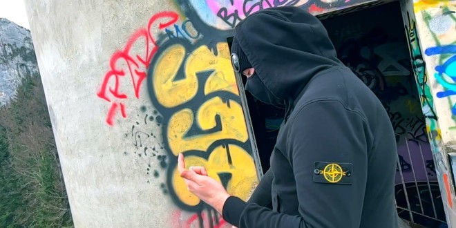T2S balance son puissant nouveau banger \'\'Kali\'\' (clip officiel)