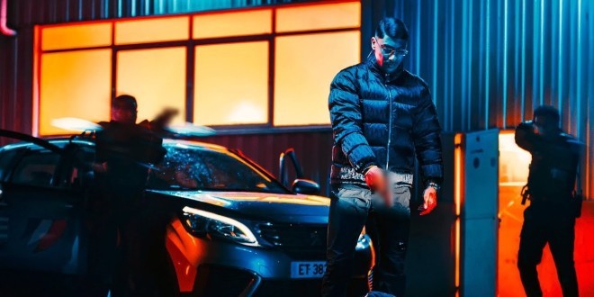Maes balance son puissant nouveau banger \'\'Opaque\'\'