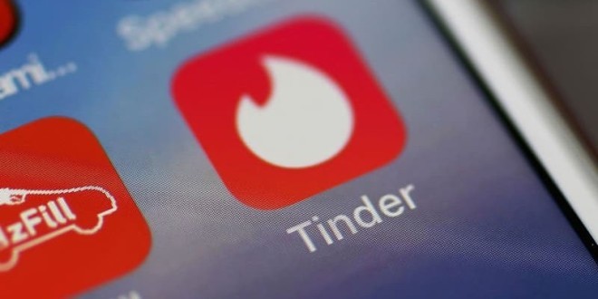 Un homme s\'est fait dérober une somme astronomique de bijoux après un date Tinder !