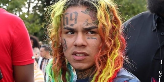 6ix9ine s’est fait agresser et dépouiller dans une salle de sport à Los Angeles ! (Vidéo)