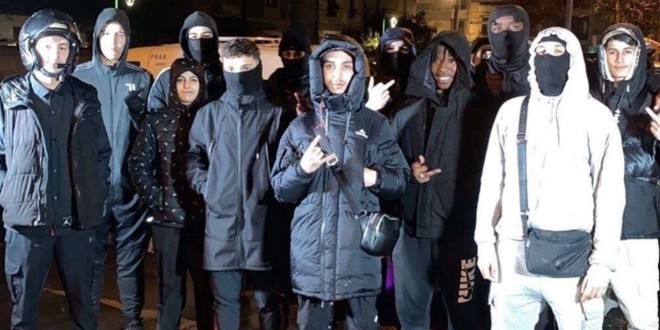 Pythaa frappe très fort avec le puissant \'\'cruel #2\'\'