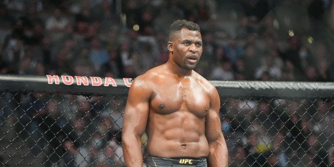 Francis Ngannou refuse une offre mirobolante pour un contrat de trois combats ! (Vidéo)