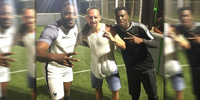 Serge Aurier se moque de Gradur qui lui répond !