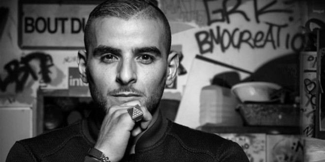 Sofiane se fait raser les cheveux en direct par Médine! 