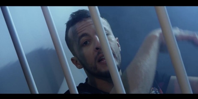 Hayce Lemsi célèbre la sortie d’Eurêka avec « Pull In UP »!