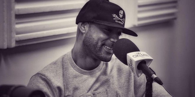 Booba: Son clin d\'œil à Nabilla et Thomas!
