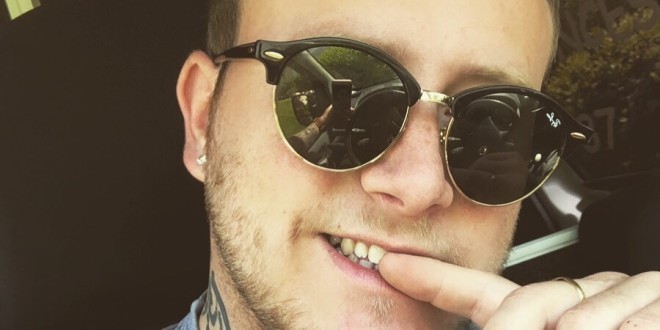Juesy, un artiste émouvant avec \"Pour la mama\"!
