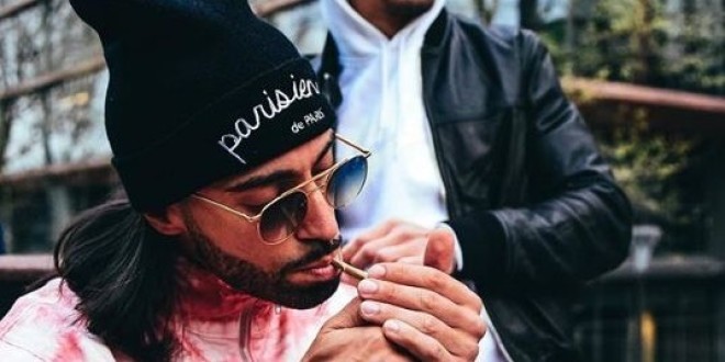 Ademo fait exploser les ventes d\'une marque de vêtements grâce au bonnet qu\'il a mis !
