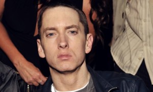 Eminem célèbre 11 ans de carrière sans consommer de la drogue ! Eminem célèbre 11 ans de carrière sans consommer de la drogue !