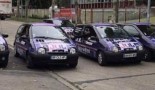 Jul a organisé un cortège de Twingo pimpés pour sortir son nouvel album ''Rien 100 Rien'' ! Jul a organisé un cortège de Twingo pimpés pour sortir son nouvel album ''Rien 100 Rien'' !