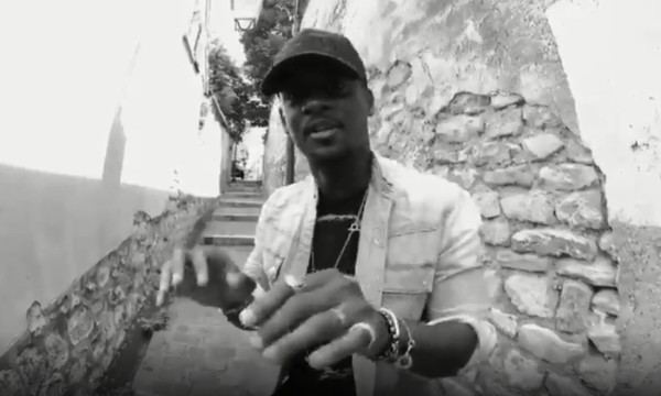 Black M dévoile un freestyle bouillant en attendant la sortie de son nouvel album ! Black M dévoile un freestyle bouillant en attendant la sortie de son nouvel album !