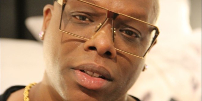 Sylv\'R un auteur, compositeur et beatmaker qui régale avec son style de musique unique ! 