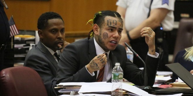 6ix9ine est de nouveau accusé, il pourrait être à l\'origine de son enlèvement ! 