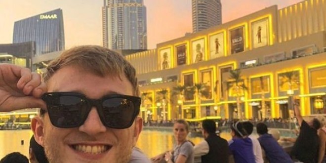 Après Tokyo et New-York, Vald fait la promotion de son nouvel album à Dubai ! (Vidéo) 
