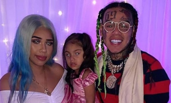 6ix9ine : sa Baby-mama Sara Molina refuse qu'il puisse rendre visite à sa fille ! 6ix9ine : sa Baby-mama Sara Molina refuse qu'il puisse rendre visite à sa fille !