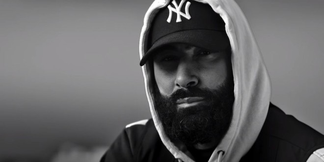 La Fouine revient avec un magnifique nouveau morceau \'\'Première Fois\'\' ! (Clip Officiel) 