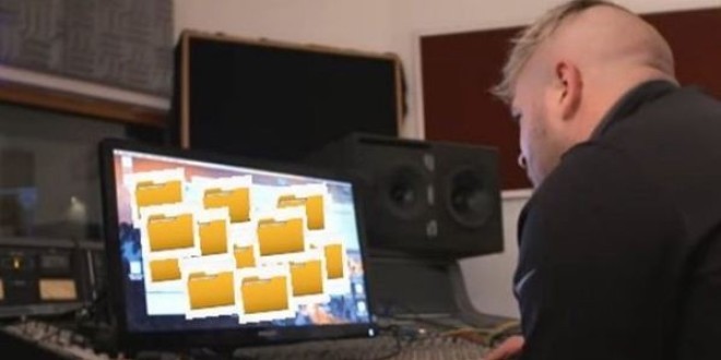 Jul ne sait pas quel album sortir tellement il a trop de projets déjà terminés !