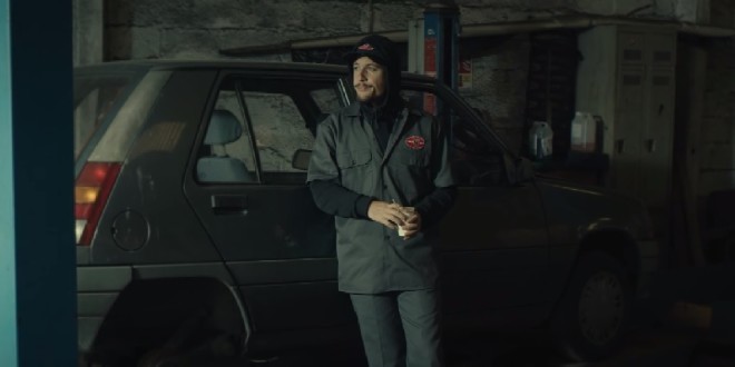 Nekfeu rend hommage à Népal et honore sa mémoire dans le clip \'\'Sundance\'\' 