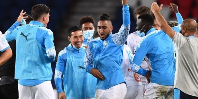 Les joueurs de l\'OM fêtent leur victoire face au PSG sur le Zumba Cafew, Soso Maness réagit