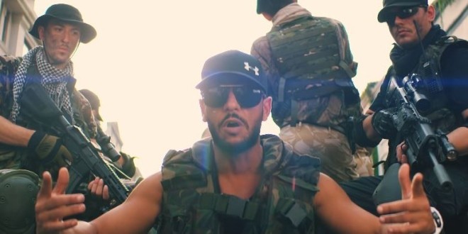 Lacrim lourdement armé dans son nouveau morceau Drill \'\'Jacques Chirac\'\' (Clip Officiel)