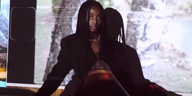 Tayah dévoile son nouveau single \'\'Fuis Moi\'\' (Clip Officiel) 