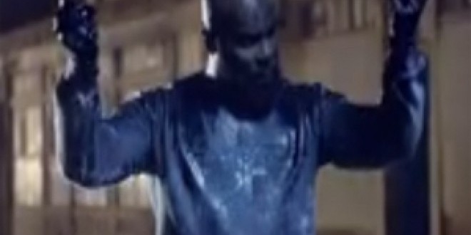 Kaaris \"Or Noir\': Un clip clin d\'oeil à Booba,  Diam\'s et  Vitaa!
