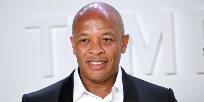 Dr. Dre a été hospitalisé pour un anévrisme cérébral, mais assure qu\'il \'\'se porte bien\'\' 