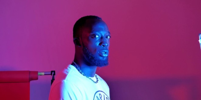 Dans son premier clip, Silver D\'élite se déchaîne dans un \'\'Freestyle Narko Gang\'\' (Freestyle)