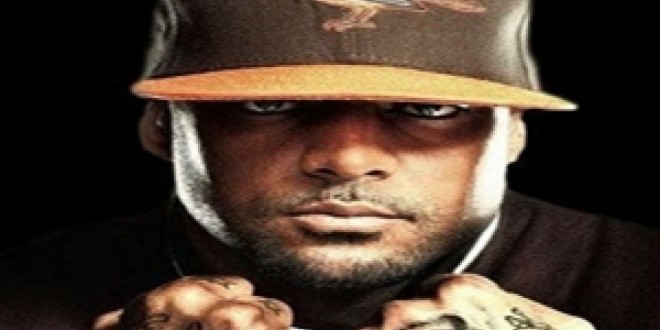 Booba, lorsqu\'il clash pas, il travaille!