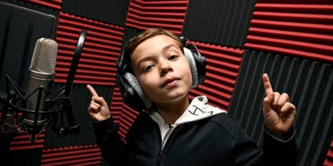 Zyad, 6 ans, l’auteur du morceau ‘’Corona Poison’’ cartonne avec 13M de vues sur Youtube 