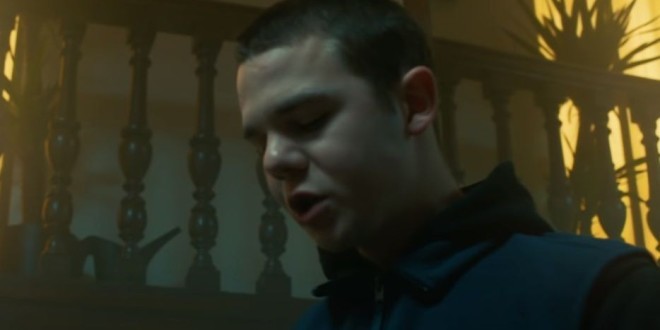 Dans son nouveau clip, 2TH se demande si \'\'Il reste de l\'espoir\'\'(Clip Officiel)