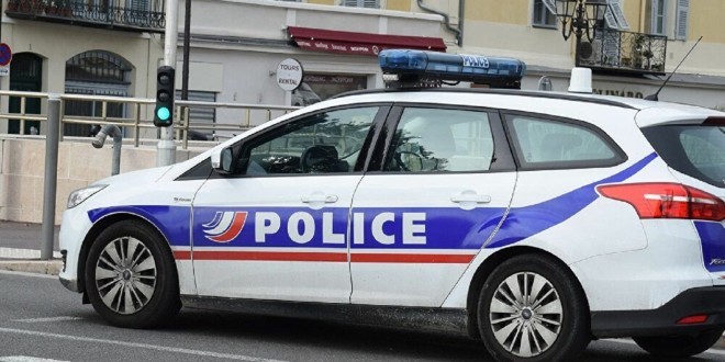 ‘’Tuez-les’’…Des policiers pris à partie et caillassés dans les Yvelines (Vidéo) 