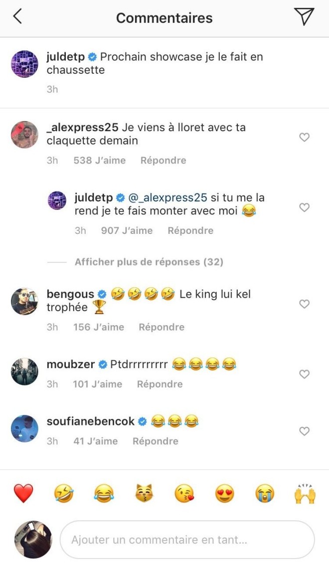 Jul s'est fait voler sa claquette en plein showcase par un fan, il réagit merveilleusement !