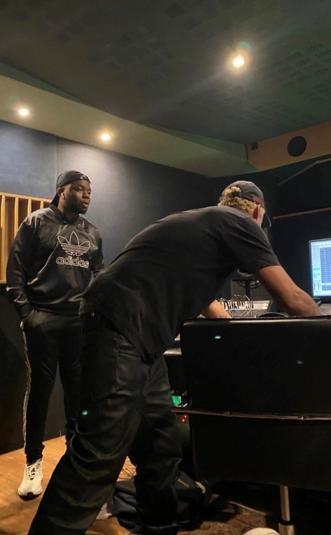 Laylow et Zed ont enregistré un featuring ensemble
